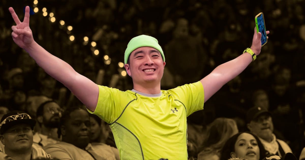 Meet Marcus Chu AKA “Neon Man”, the Philippines’ most popular NBA fan