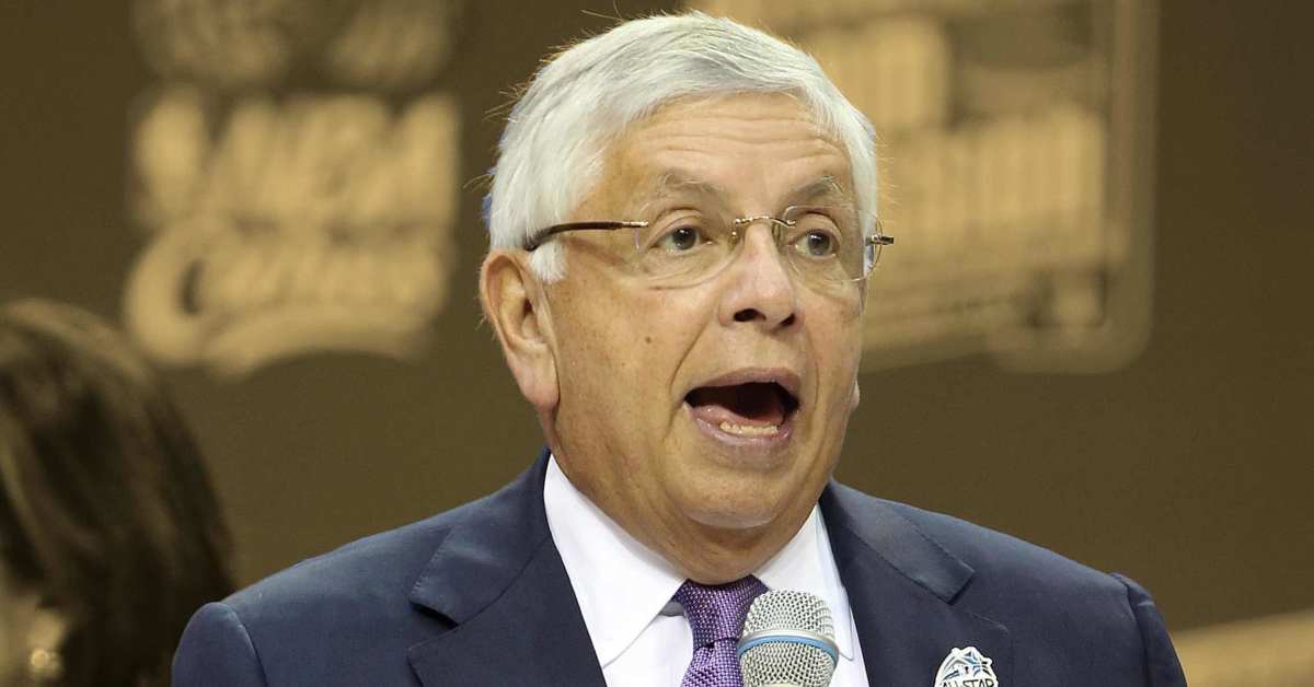 David Stern spoke out against instant replay in 1991 - Basketball ...