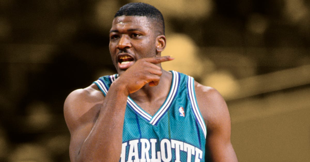 Larry Johnson Talks About Signing with Converse Instead Of Nike