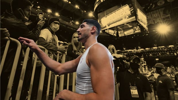 Enes Kanter Freedom claims LeBron's teammate told him to continue  criticizing The King - Basketball Network - Your daily dose of basketball