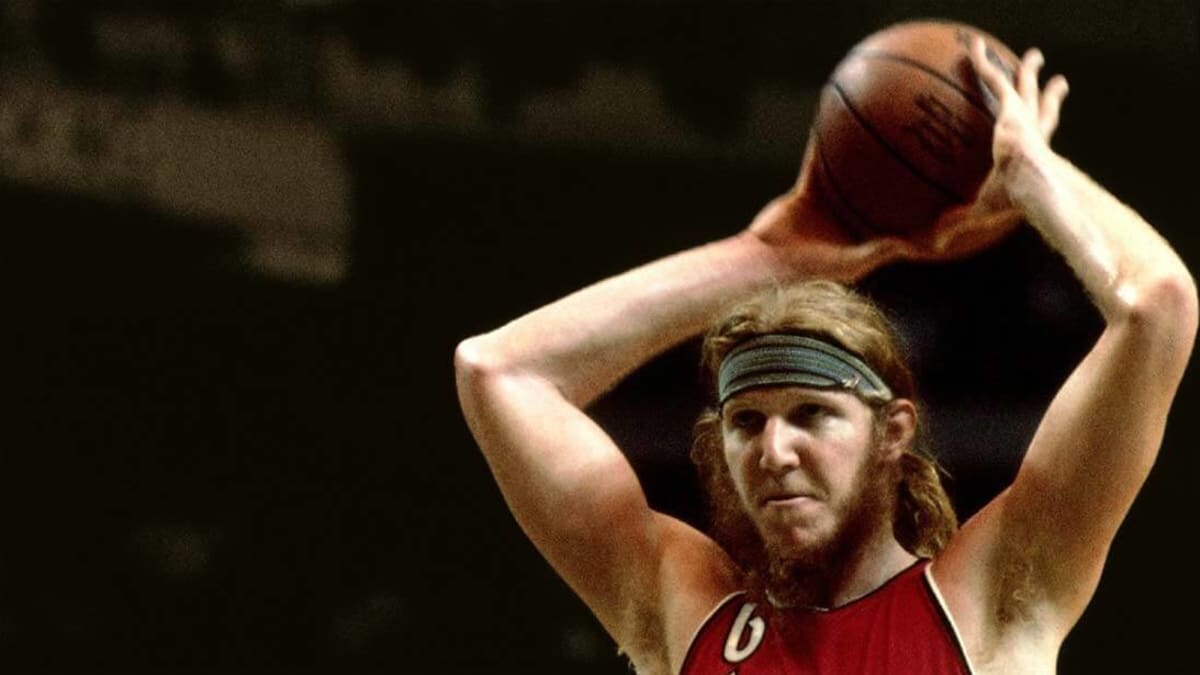 Basketball great Bill Walton's one-liners, health get better with age