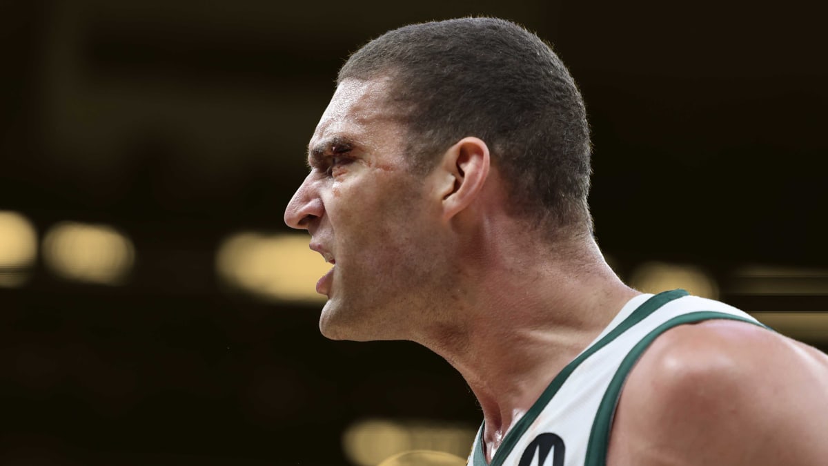 DPOY Odds: Brook Lopez Leading The Pack