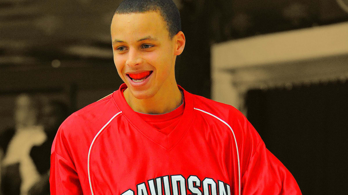 Stephen Curry Almost Joined The Duke Blue Devils During His Time At Davidson  University: “F**k 'Em. I'm Staying At Davidson.'” - Fadeaway World