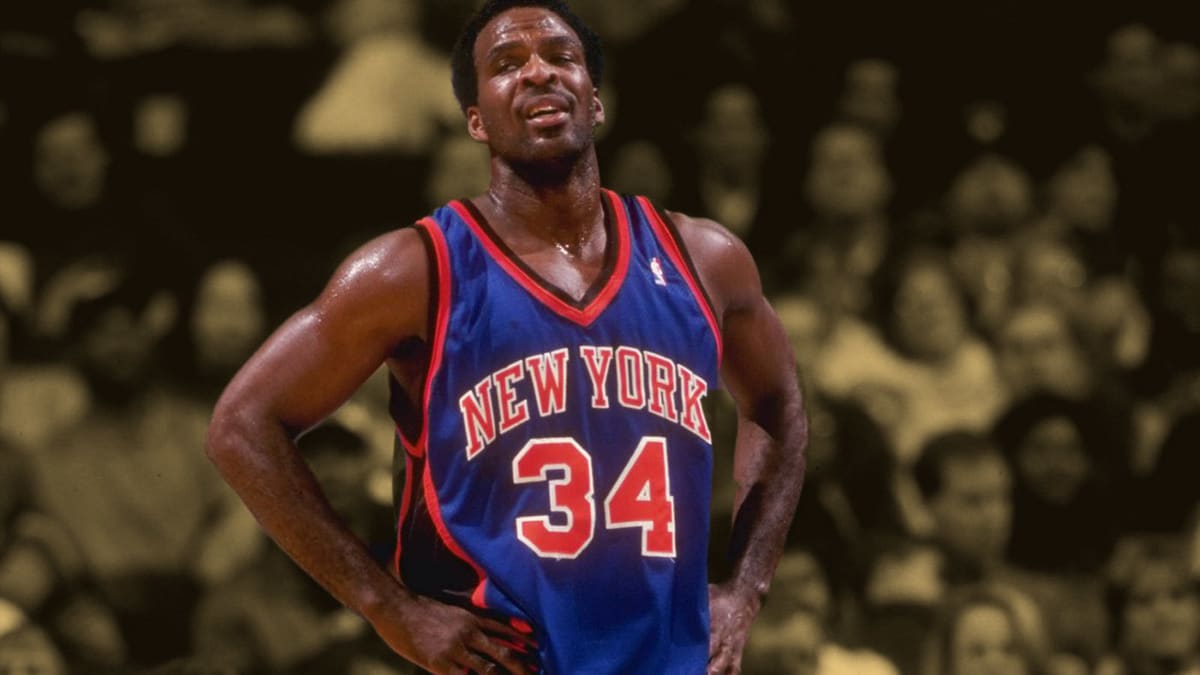 Charles Oakley didn't speak with his teammate for months until he punched  him in the face: 