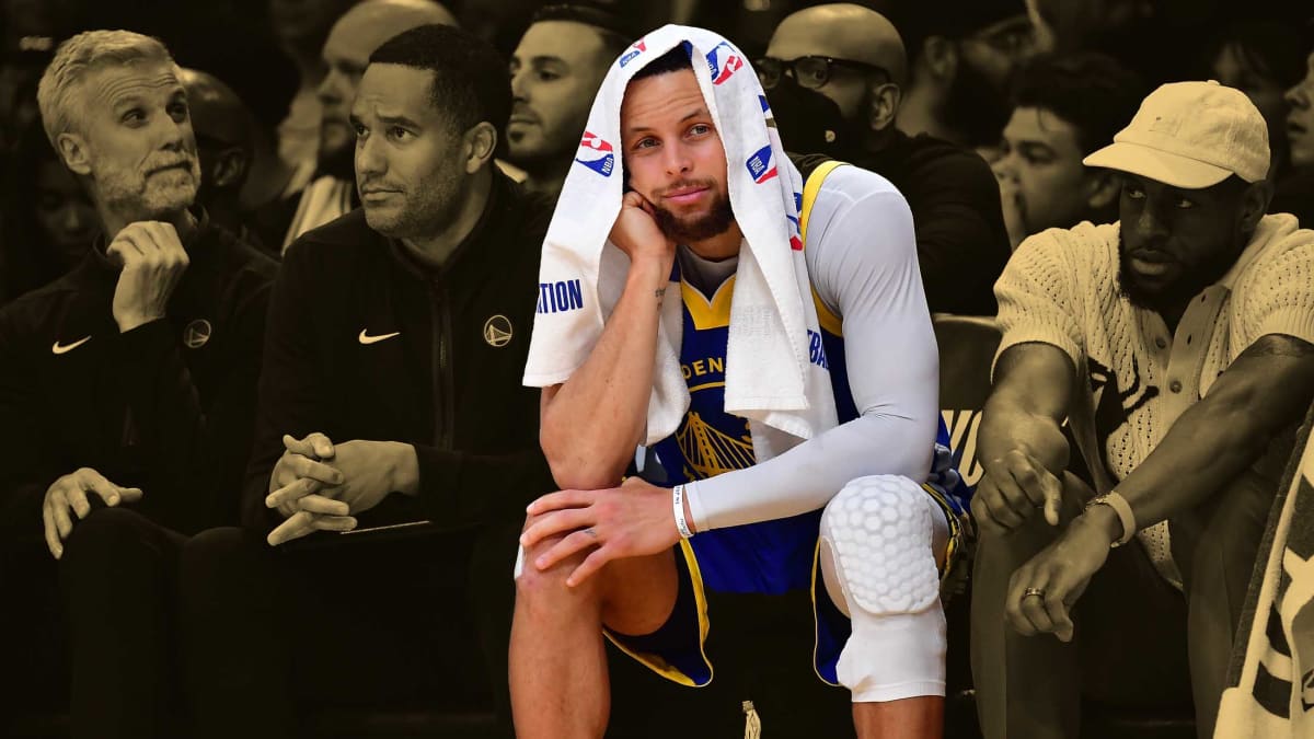Steph Curry's Cozy Knitwear Outfit Gets Mixed Reviews From Fans Ahead of  Warriors Loss to the Suns