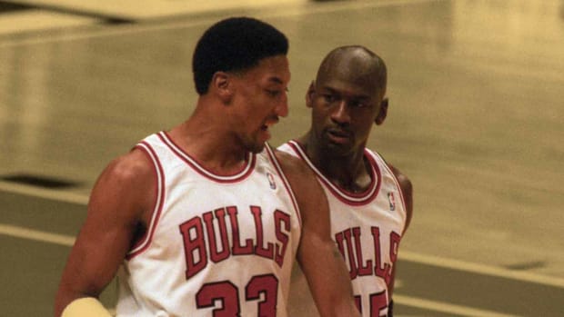 Scottie pippen deals basketball reference