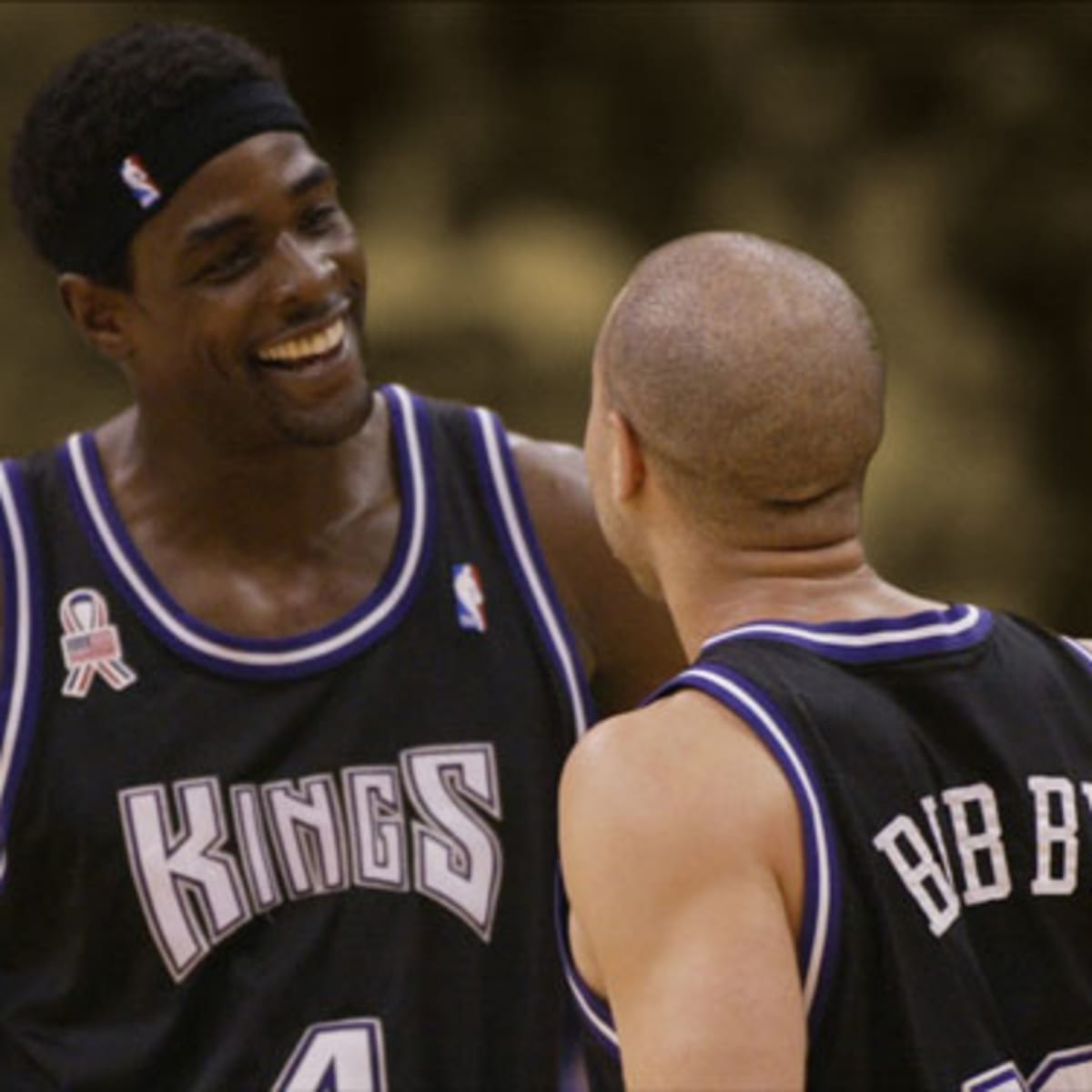 Mike Bibby with the Kings in 2002 : r/kings