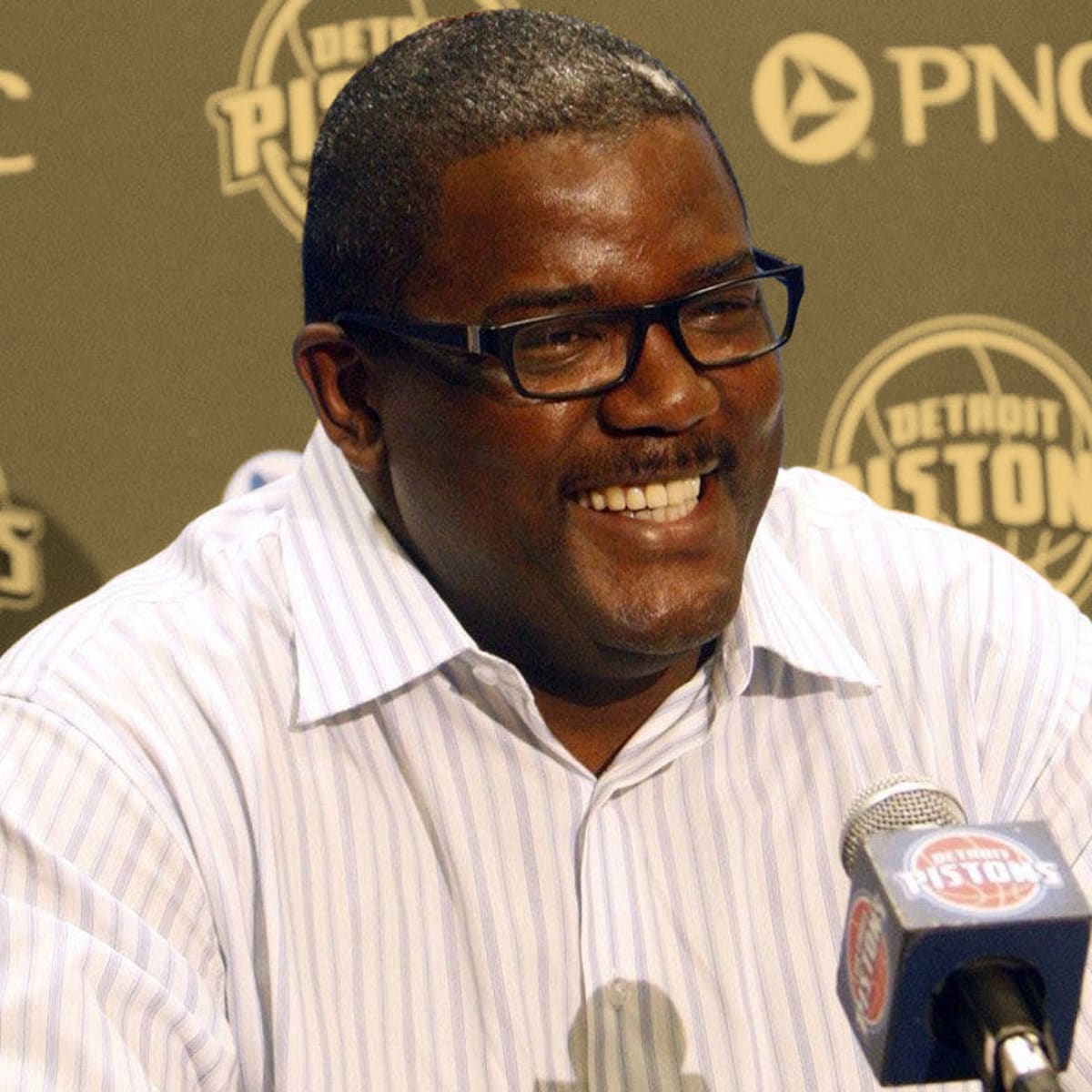 Why did Joe Dumars have two phones? – Palace of Pistons