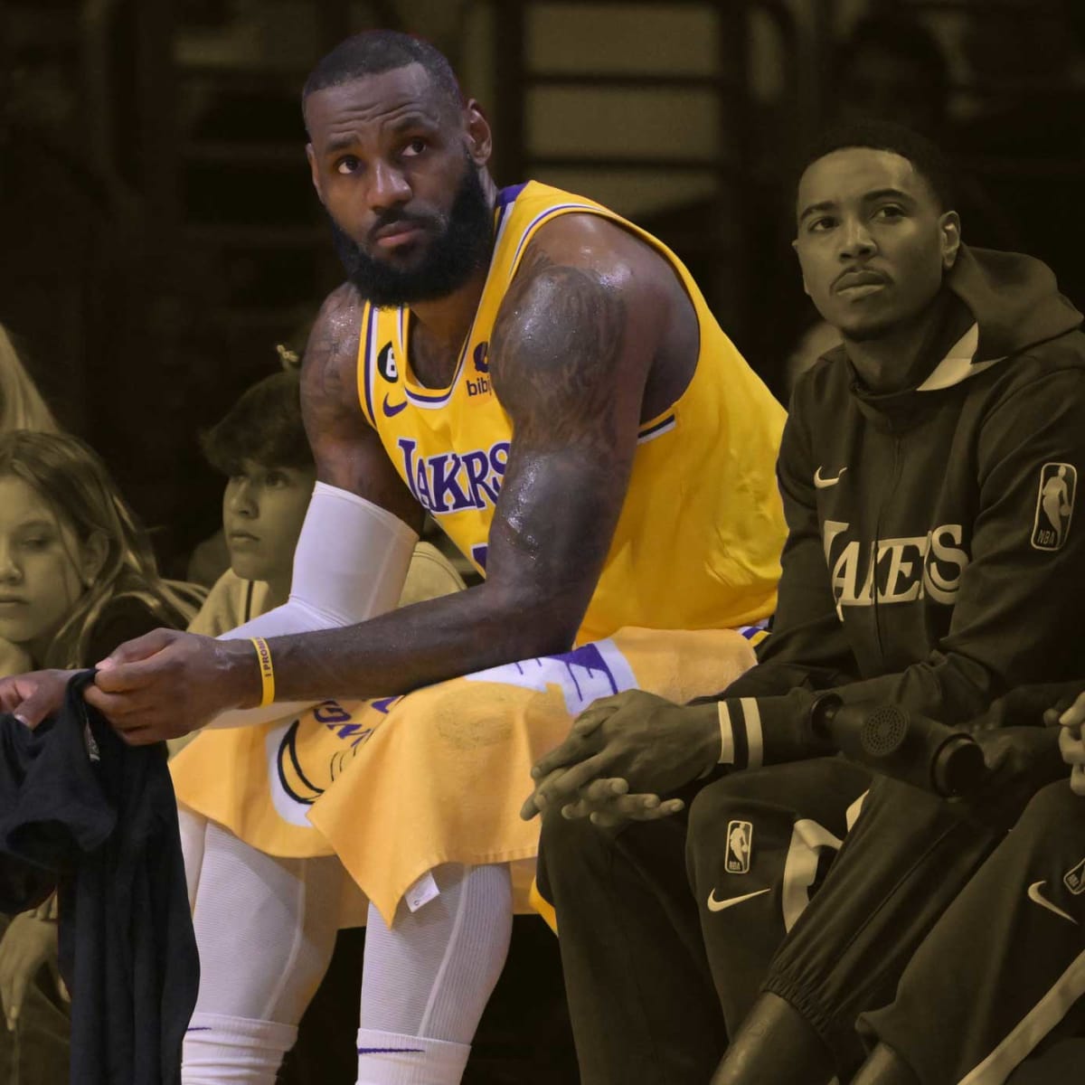 Lakers sale lebron bench