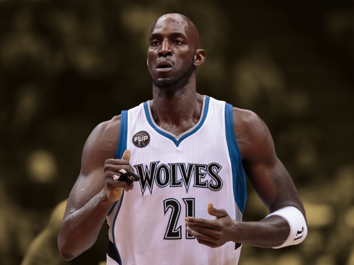 Minnesota Timberwolves rookie Kevin Garnett, who jumped from high school to  the NBA as the Wolves first round draft pick, takes it seriously when told  to smile for official photos during media