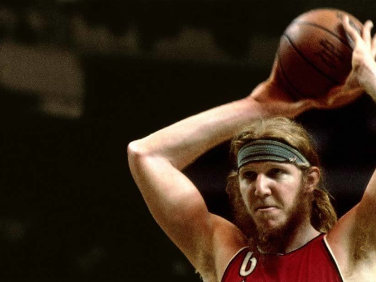 Bill Walton's Long, Strange Tale of N.B.A. Survival - The New York