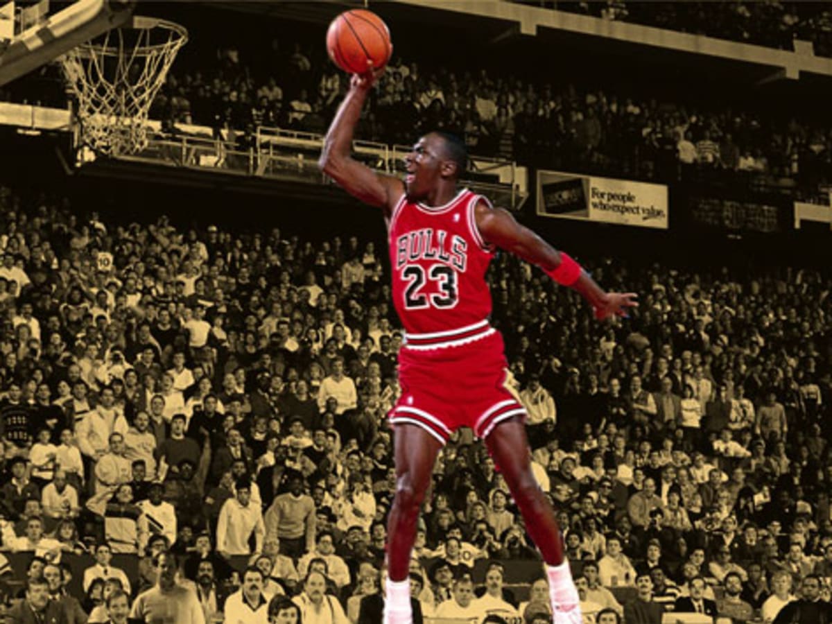 Michael Jordan wins 1988 Slam Dunk Contest at All-Star Weekend