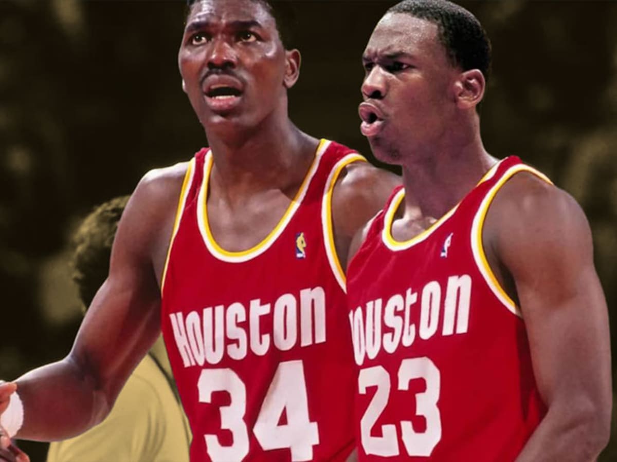 The Houston Rockets Missed The Chance To Create The Best Team In NBA  History: Michael Jordan, Hakeem Olajuwon, And Clyde Drexler - Fadeaway World