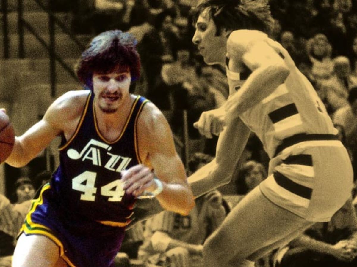 Gold: Pete Maravich Scores 70 - And With No Three Point Shot - Duke  Basketball Report
