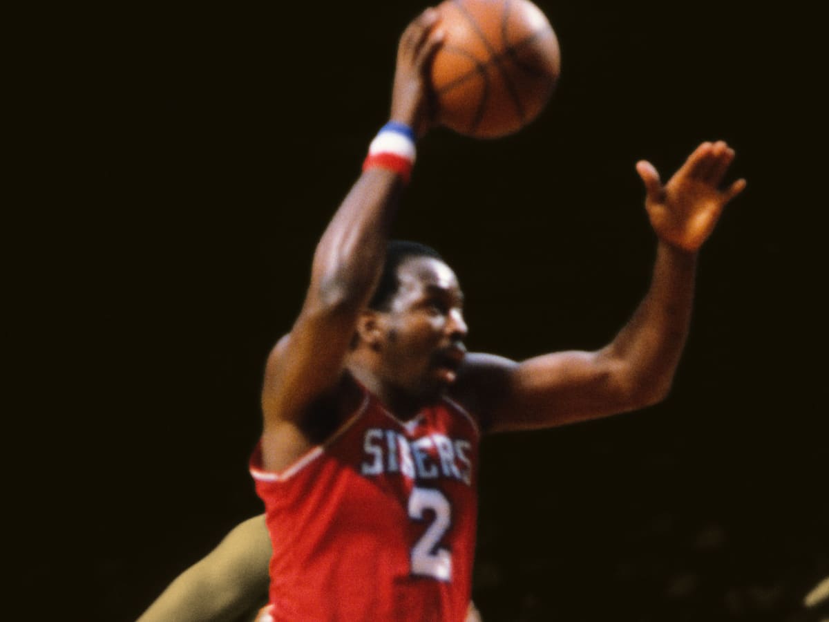Philadelphia 76ers Moses Malone in action, making dunk vs Los