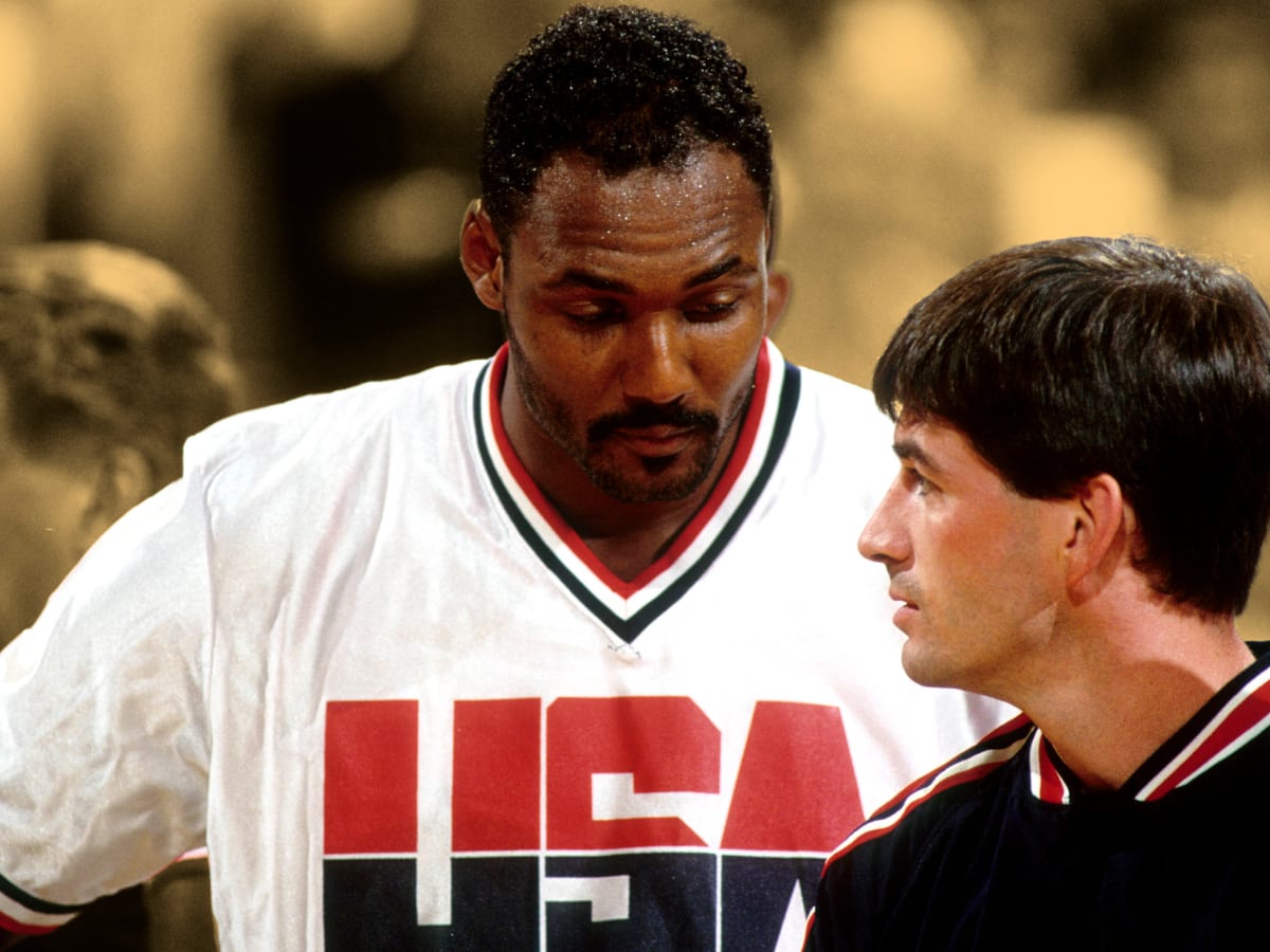 This Date in NBA History: Karl Malone becomes the oldest player in
