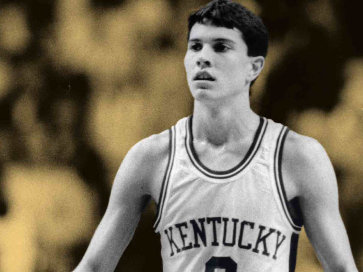 Kentucky Wildcats player jersey contract extensions