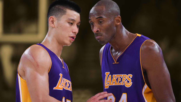 Lakers' Jeremy Lin trying to meet challenge of playing with Kobe Bryant –  Daily News