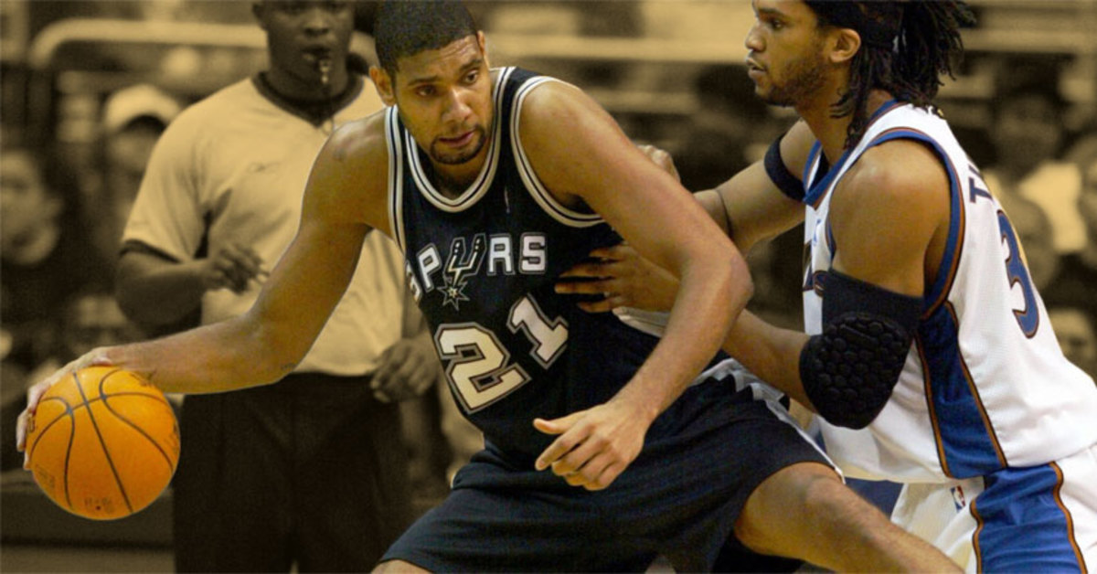 The story of Tim Duncan literally schooling Etan Thomas during a game ...