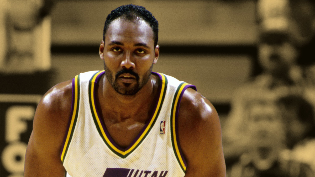 Karl Malone once blasted modern NBA players for wearing unnecessary  protective gear - Basketball Network - Your daily dose of basketball