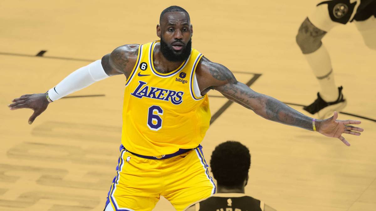 LeBron James of the Los Angeles Lakers dunks the ball during the
