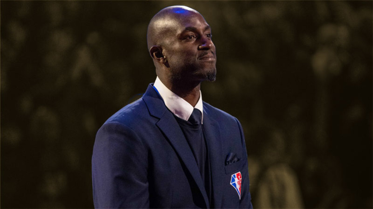 Kevin Garnett Once Revealed He Had A Special Place In His Heart For Other  Players Drafted Out Of High School Like LeBron James And Dwight Howard -  Fadeaway World